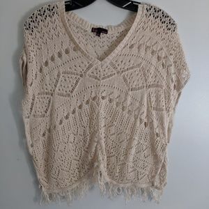 Sweet boho knit shawl with fringe